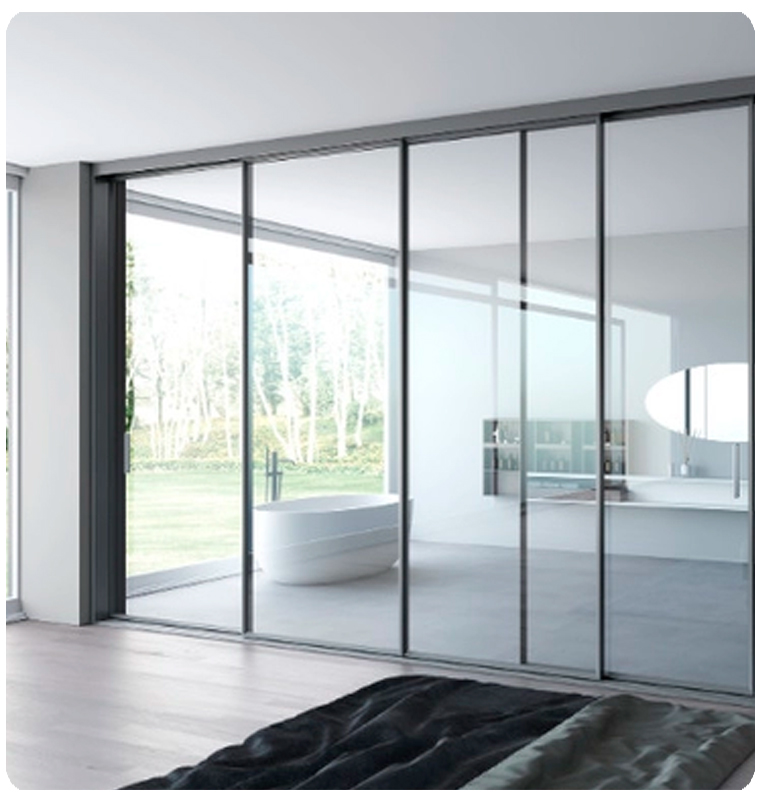 Puerta con Marco de Aluminio